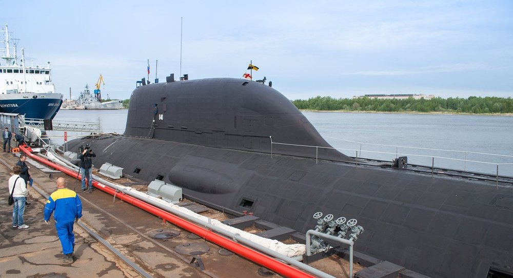 Submarino Yassen K-560 em Severodvinsk