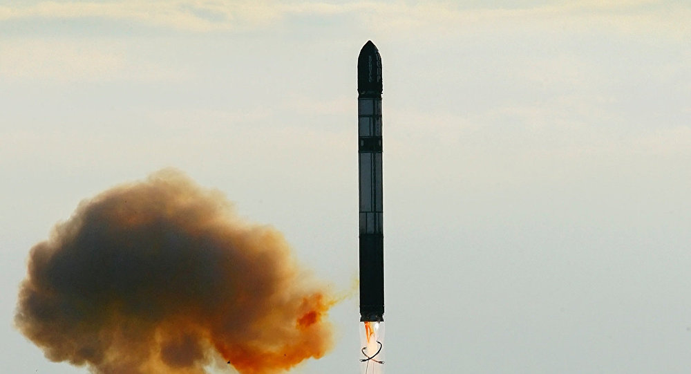 O Lançamento de míssil intercontinental balístico