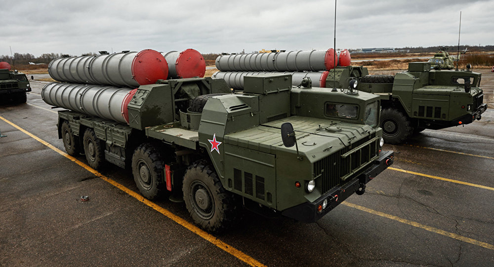 S-300 durante um ensaio de treinamento.