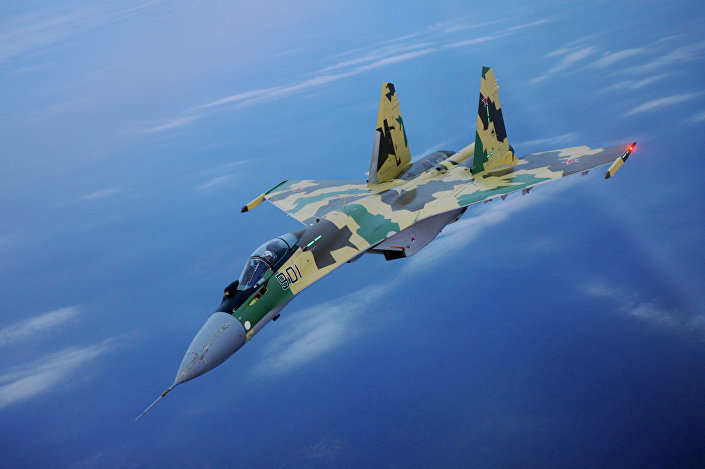 Caça polivalente russo Su-35S