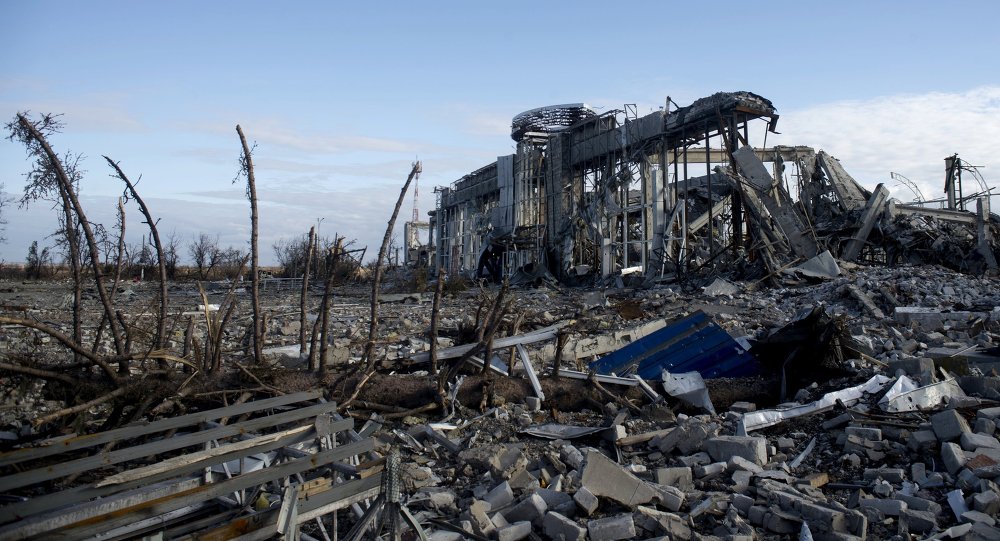 Ruínas do aeroporto de Lugansk