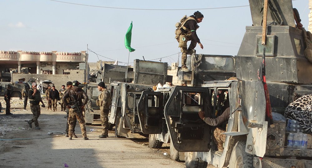 Forças de segurança do Iraque se preparam para avançar ao centro da cidade de Ramadi, Iraque, 24 de dezembro de 2015