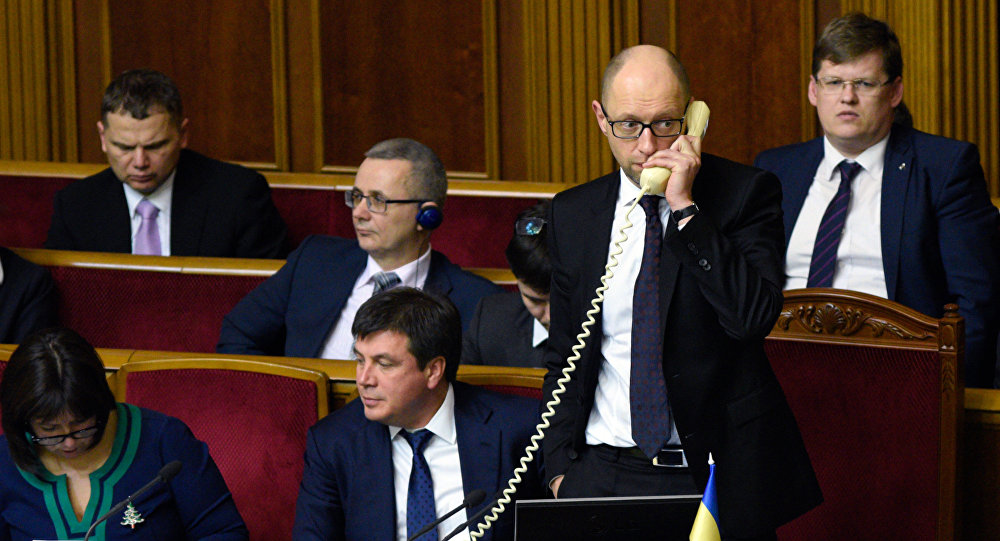 Primeiro-ministro ucraniano, Arseny Yatsenyuk, durante a sessão da Verkhovnaya Rada (parlamento da Ucrânia)