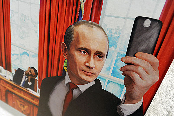 putin-artwork-selfie-obama-600