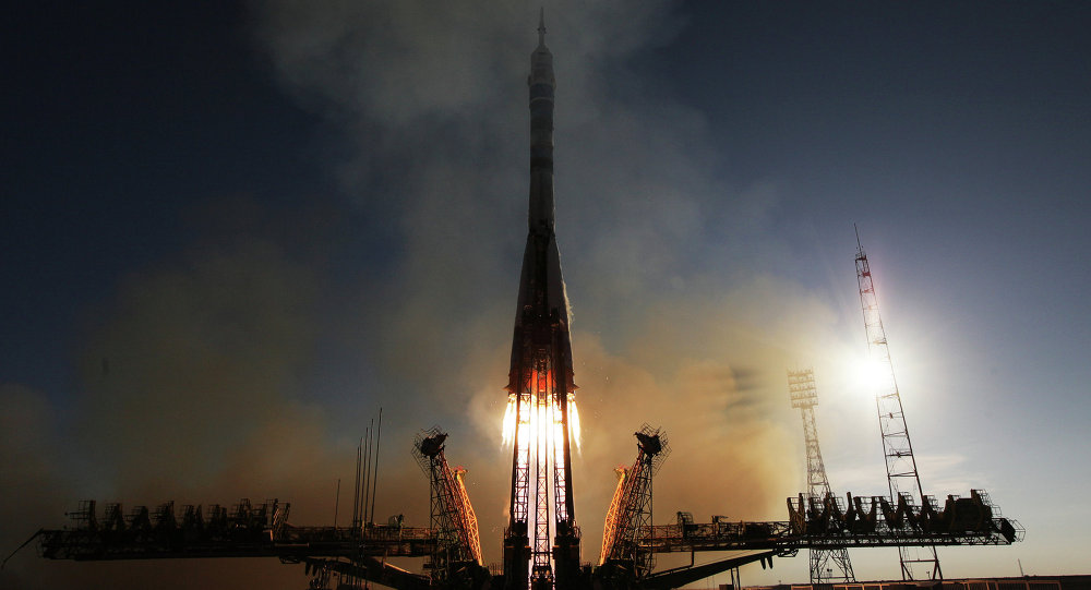 Lançamento de um foguete Soyuz FG com nave espacial tripulada Soyuz TMA-11M