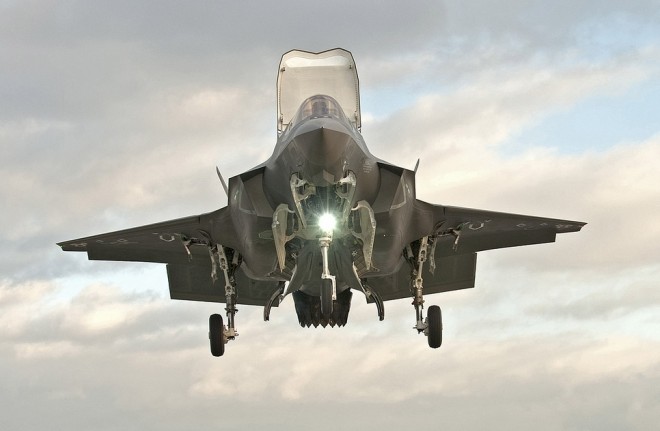 f352