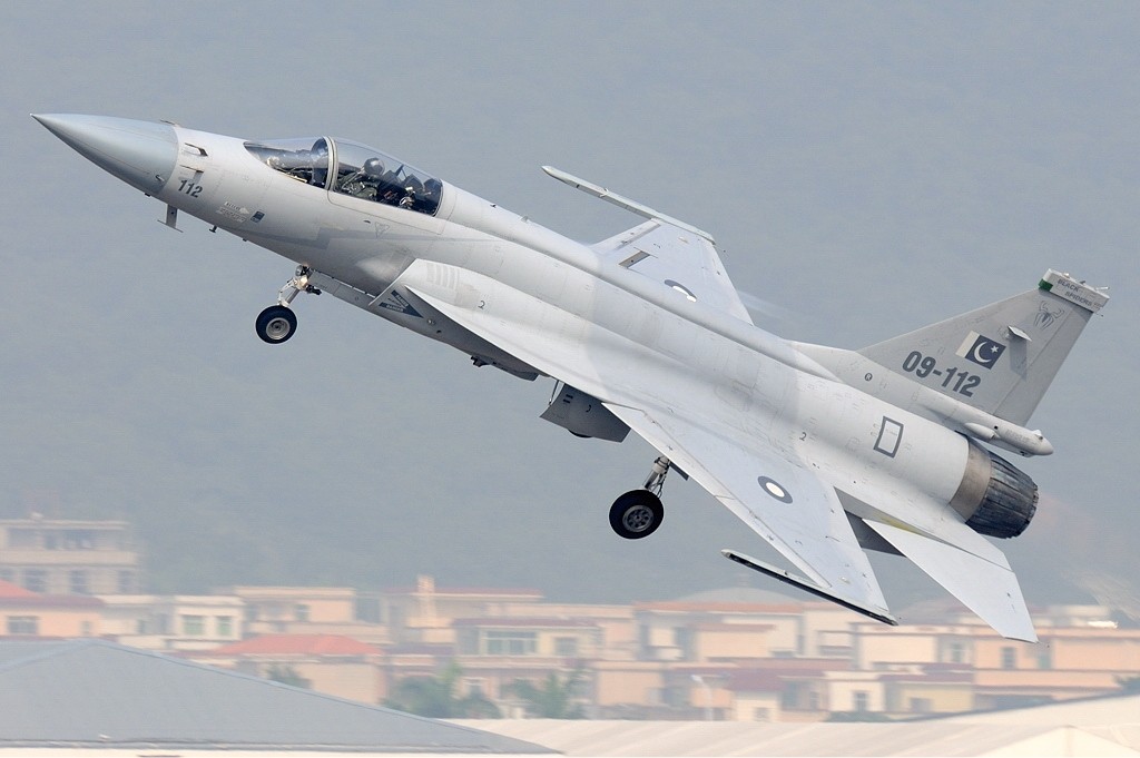 JF-17-Thunder-wikimedia