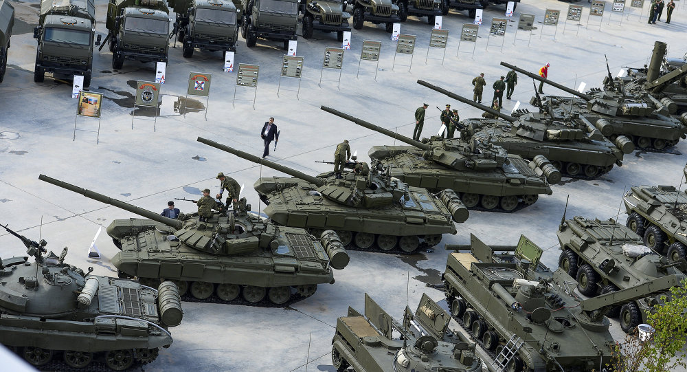 Tanques Т-72B3 en el foro internacional militar ARMY-2015