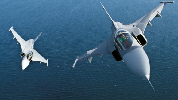 Caças JAS-39 Gripen - foto Forças Armadas da Suécia