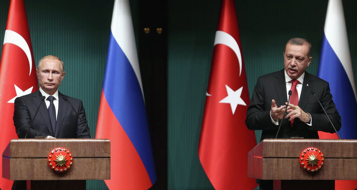 O presidente russo, Vladimir Putin, em encontro com o presidente da Turquia, Recep Tayyip Erdogan, em Ancara, em dezembro de 2014