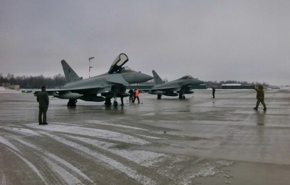 Typhoons italianos - foto 2 de arquivo da Força Aérea Italiana