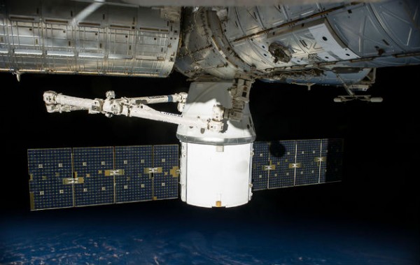 SpaceX-Dragon-Reuters-630