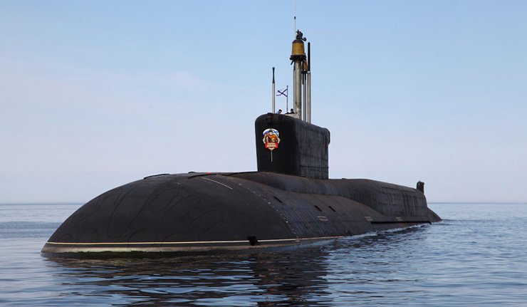 Submarino Vladimir Monomakh é adotado pela Marinha russa