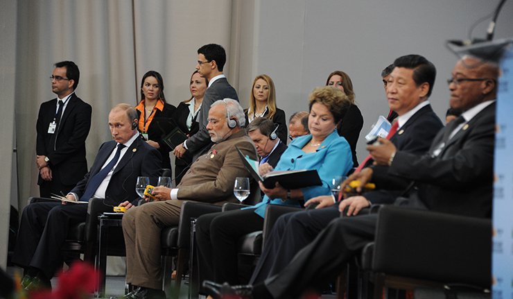 BRICS,  Banco de Desenvolvimento, chefe