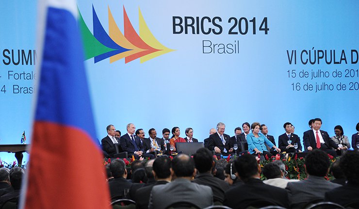 BRICS, EUA, TI